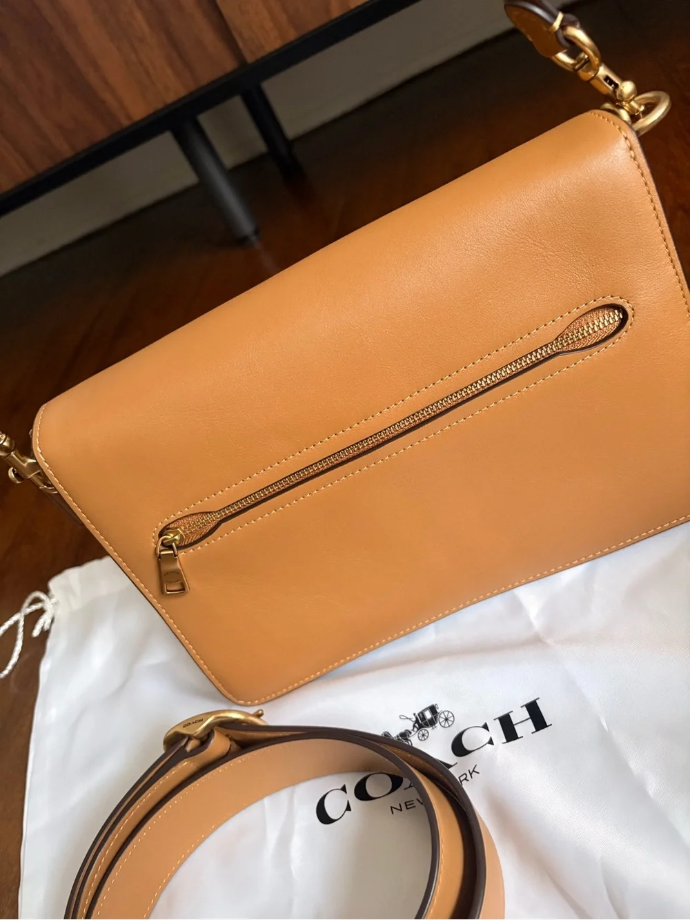 Authentic Coach Tabby Chain - Picture 6 of 9